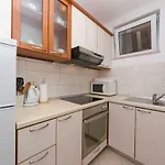 Seaview Center House Brela