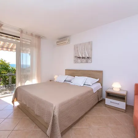 Seaview Center House Brela