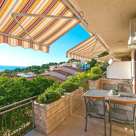 Seaview Center House