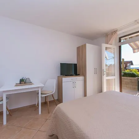Seaview Center House Holiday home