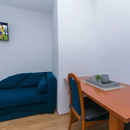 Seaview Center House *